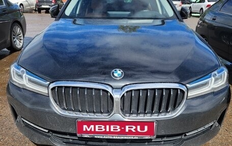 BMW 5 серия, 2021 год, 6 780 000 рублей, 1 фотография