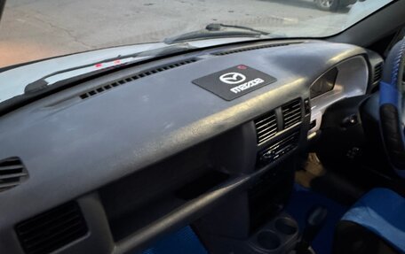 Mazda Demio III (DE), 1997 год, 230 000 рублей, 37 фотография