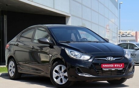 Hyundai Solaris II рестайлинг, 2011 год, 460 000 рублей, 3 фотография