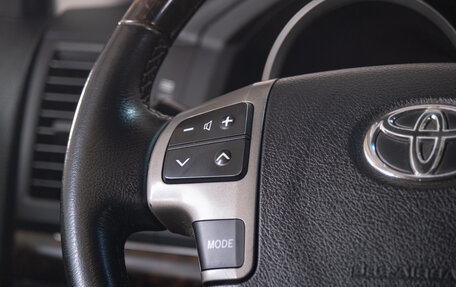 Toyota Land Cruiser 200, 2011 год, 3 829 000 рублей, 10 фотография
