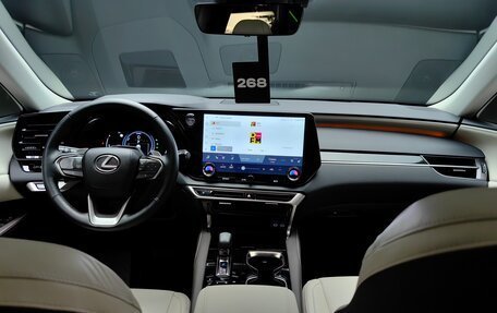 Lexus RX IV рестайлинг, 2023 год, 9 800 000 рублей, 25 фотография
