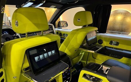 Rolls-Royce Cullinan, 2025 год, 89 000 000 рублей, 9 фотография