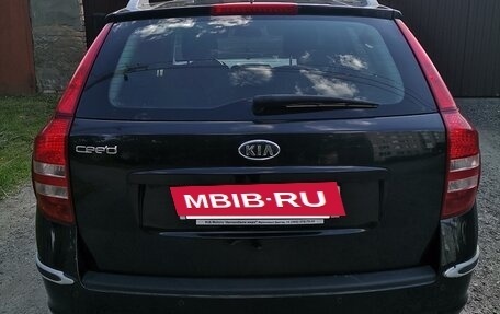 KIA cee'd I рестайлинг, 2009 год, 705 000 рублей, 3 фотография