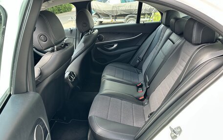 Mercedes-Benz E-Класс, 2017 год, 3 550 000 рублей, 10 фотография