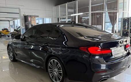 BMW 5 серия, 2020 год, 3 990 000 рублей, 4 фотография