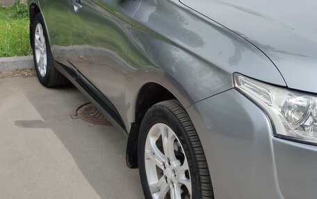 Mitsubishi Outlander III рестайлинг 3, 2012 год, 1 525 000 рублей, 2 фотография
