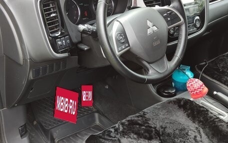 Mitsubishi Outlander III рестайлинг 3, 2012 год, 1 525 000 рублей, 9 фотография
