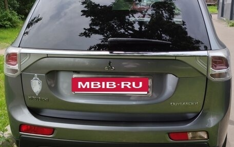 Mitsubishi Outlander III рестайлинг 3, 2012 год, 1 525 000 рублей, 4 фотография