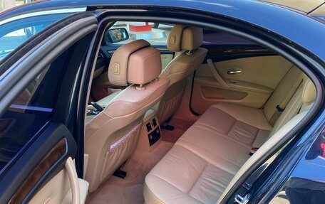 BMW 5 серия, 2008 год, 980 000 рублей, 18 фотография