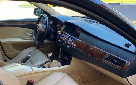 BMW 5 серия, 2008 год, 980 000 рублей, 16 фотография