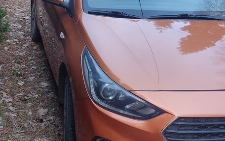 Hyundai Solaris II рестайлинг, 2018 год, 1 100 000 рублей, 2 фотография