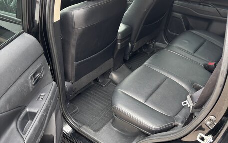 Mitsubishi Outlander III рестайлинг 3, 2016 год, 1 850 000 рублей, 19 фотография