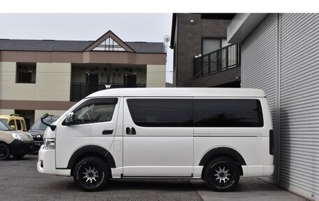 Toyota HiAce H200, 2021 год, 3 100 888 рублей, 5 фотография