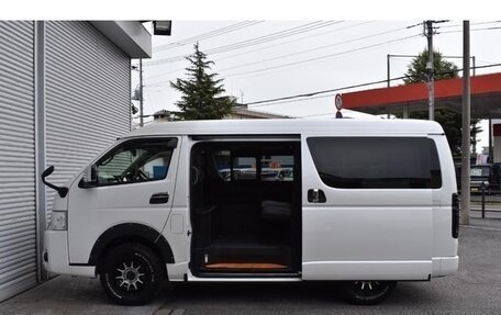 Toyota HiAce H200, 2021 год, 3 100 888 рублей, 13 фотография