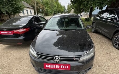 Volkswagen Jetta VI, 2012 год, 595 000 рублей, 2 фотография