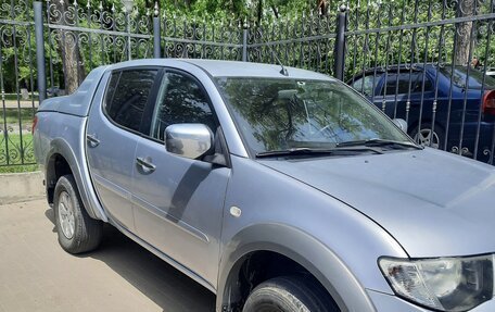 Mitsubishi L200 IV рестайлинг, 2012 год, 1 400 000 рублей, 2 фотография