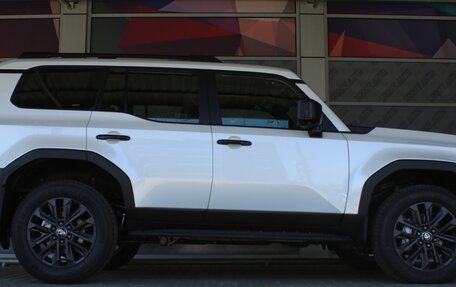 Toyota Land Cruiser Prado, 2024 год, 10 900 000 рублей, 2 фотография