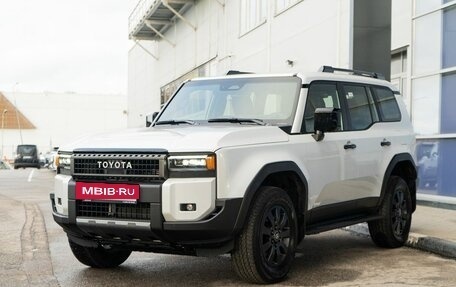 Toyota Land Cruiser Prado, 2024 год, 10 200 000 рублей, 3 фотография