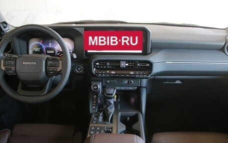 Toyota Land Cruiser Prado, 2024 год, 10 900 000 рублей, 12 фотография