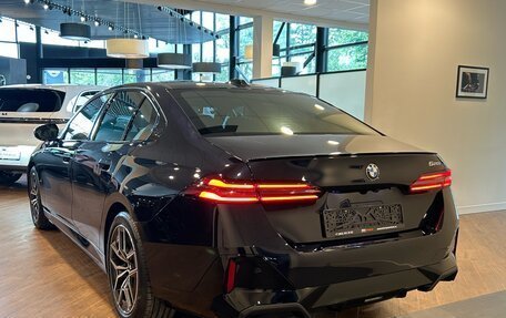 BMW 5 серия, 2024 год, 8 100 000 рублей, 2 фотография