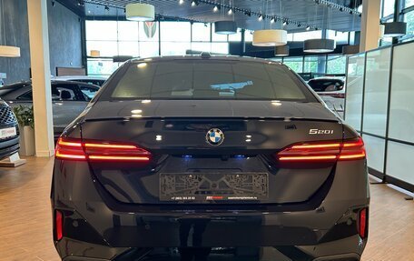 BMW 5 серия, 2024 год, 8 100 000 рублей, 3 фотография