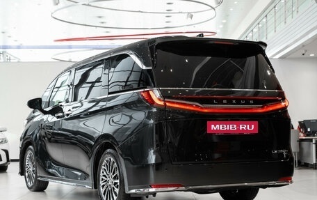 Lexus LM, 2024 год, 18 390 000 рублей, 11 фотография