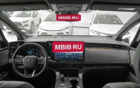 Lexus LM, 2024 год, 18 390 000 рублей, 30 фотография