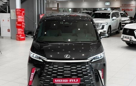 Lexus LM, 2024 год, 18 390 000 рублей, 5 фотография