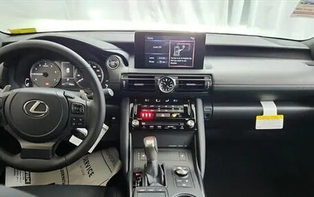 Lexus IS III, 2024 год, 6 270 000 рублей, 12 фотография