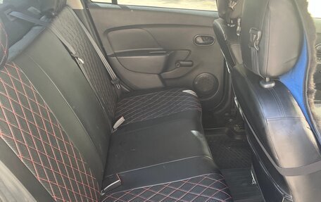 Renault Logan II, 2016 год, 660 000 рублей, 16 фотография