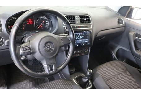 Volkswagen Polo VI (EU Market), 2013 год, 677 000 рублей, 6 фотография