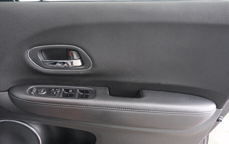 Honda Vezel, 2017 год, 1 829 000 рублей, 21 фотография