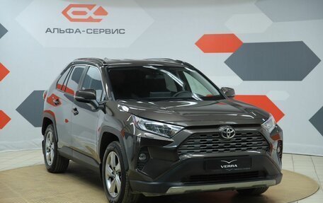 Toyota RAV4, 2020 год, 2 990 000 рублей, 3 фотография