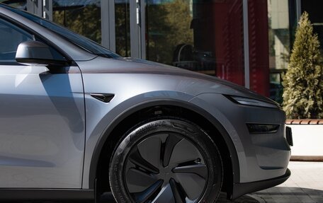 Tesla Model Y I, 2025 год, 9 500 000 рублей, 11 фотография