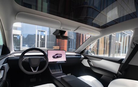Tesla Model Y I, 2025 год, 9 500 000 рублей, 21 фотография