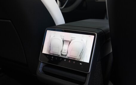 Tesla Model Y I, 2025 год, 9 500 000 рублей, 25 фотография