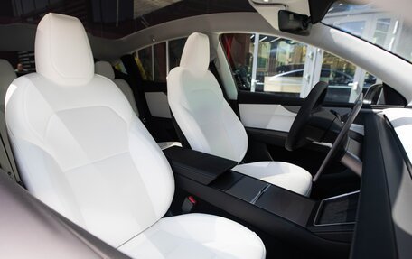 Tesla Model Y I, 2025 год, 9 500 000 рублей, 24 фотография