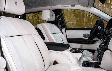Rolls-Royce Phantom VIII, 2025 год, 100 000 000 рублей, 11 фотография