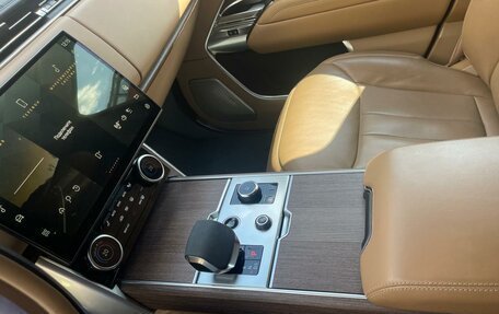 Land Rover Range Rover IV рестайлинг, 2023 год, 23 350 000 рублей, 13 фотография