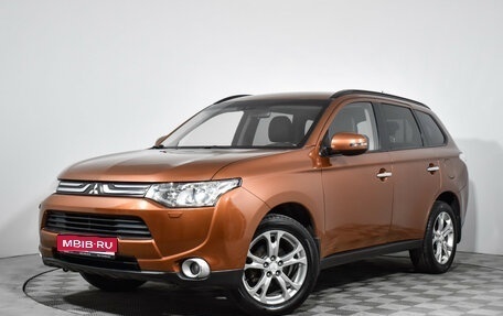Mitsubishi Outlander III рестайлинг 3, 2012 год, 1 200 000 рублей, 1 фотография