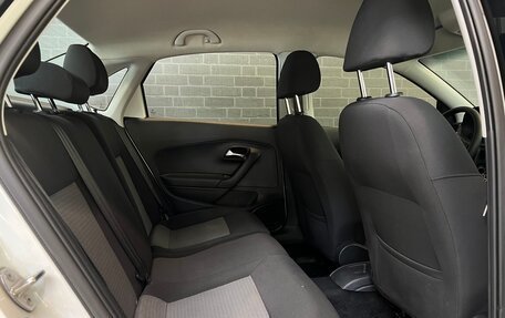 Volkswagen Polo VI (EU Market), 2013 год, 880 000 рублей, 10 фотография