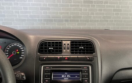Volkswagen Polo VI (EU Market), 2013 год, 880 000 рублей, 11 фотография