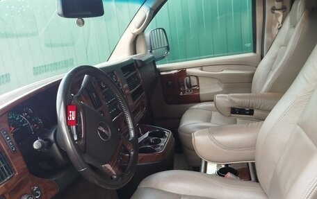 GMC Savana I, 2010 год, 2 800 000 рублей, 7 фотография