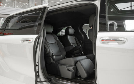 Toyota Sienna, 2024 год, 9 590 000 рублей, 5 фотография