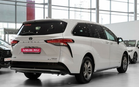 Toyota Sienna, 2024 год, 9 590 000 рублей, 4 фотография