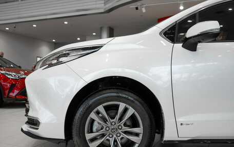 Toyota Sienna, 2024 год, 9 590 000 рублей, 37 фотография