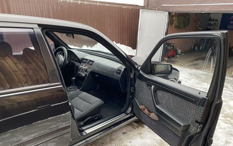 Mercedes-Benz C-Класс, 1994 год, 500 000 рублей, 4 фотография