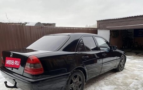Mercedes-Benz C-Класс, 1994 год, 500 000 рублей, 2 фотография