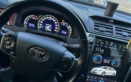 Toyota Camry, 2014 год, 1 700 000 рублей, 4 фотография