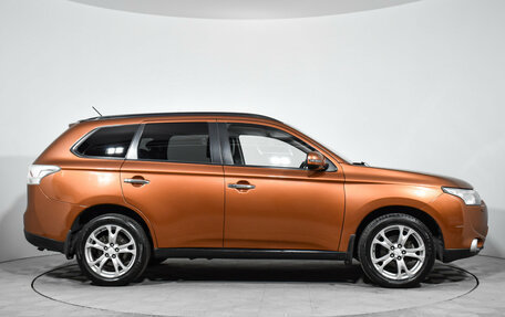 Mitsubishi Outlander III рестайлинг 3, 2012 год, 1 200 000 рублей, 5 фотография